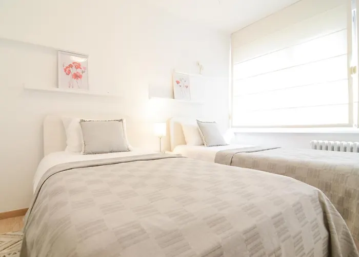 Luna Deluxe Apartment & Free Parking